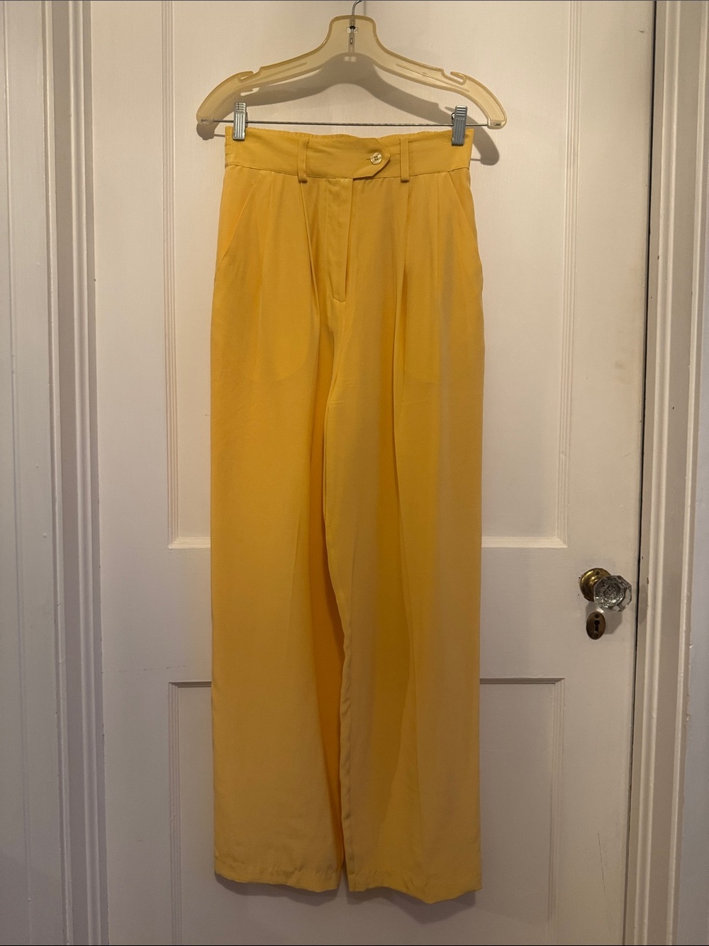 Yellow high-rise silk pants Sz M Fully lined Elastic back 14.5" rise 29" inseam